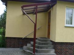 Vordach aus Aluminium