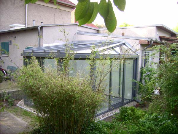 Wintergarten in grau