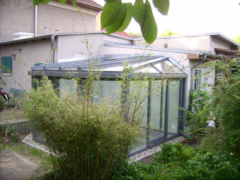 Wintergarten in grau